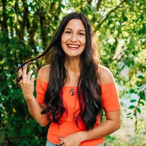 Meet your Posher, Carly